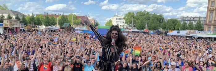 Bingo & Beer by Nina Queer