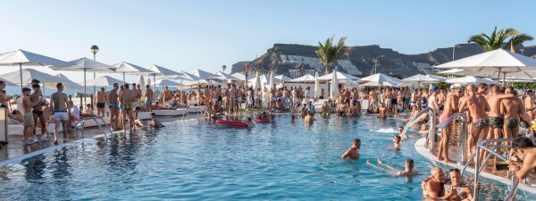 Wet & White Winter Pride