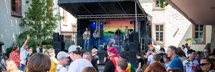 Infomeile am Neumarkt @ CSD Limburg