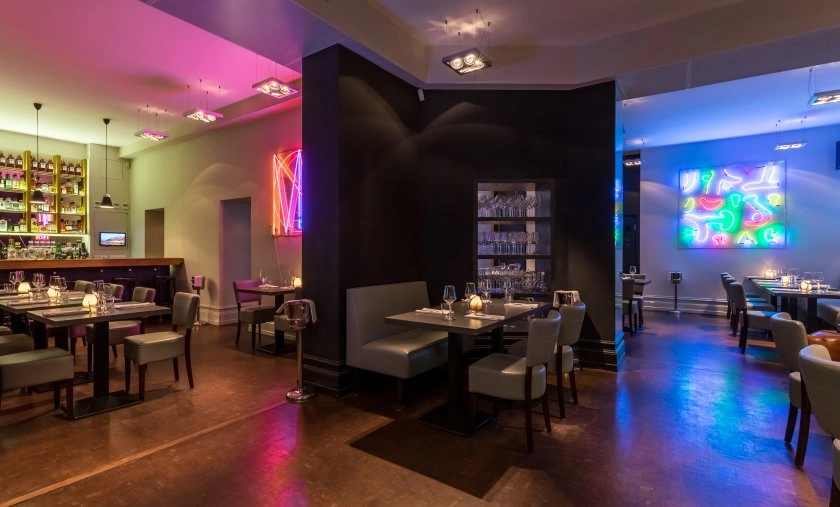 Berlin restaurant and wine bar with upscale contemporary cuisine