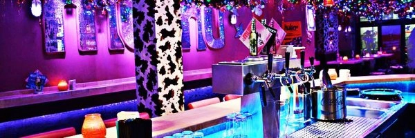 Die Mumu - beliebte gay bar in Köln für junge leute