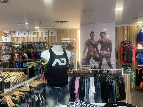 Gay stores and fashion for men in Gran Canaria