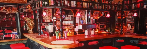 Monroe's Stuttgart: gay bar, parties and karaoke